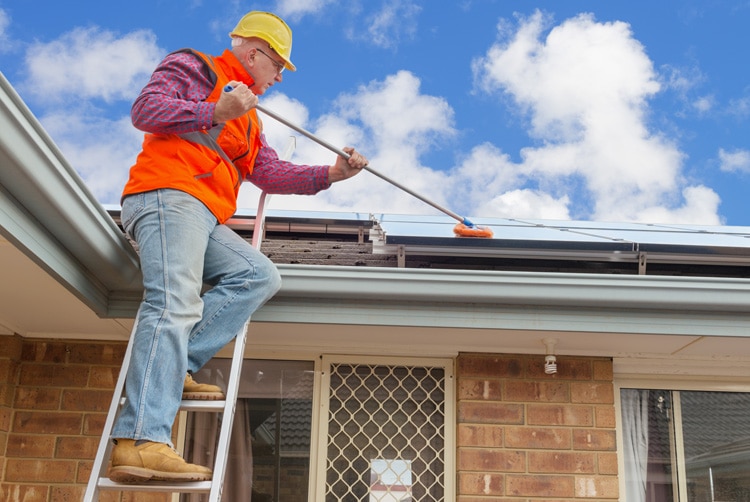Zonnepanelen reinigen