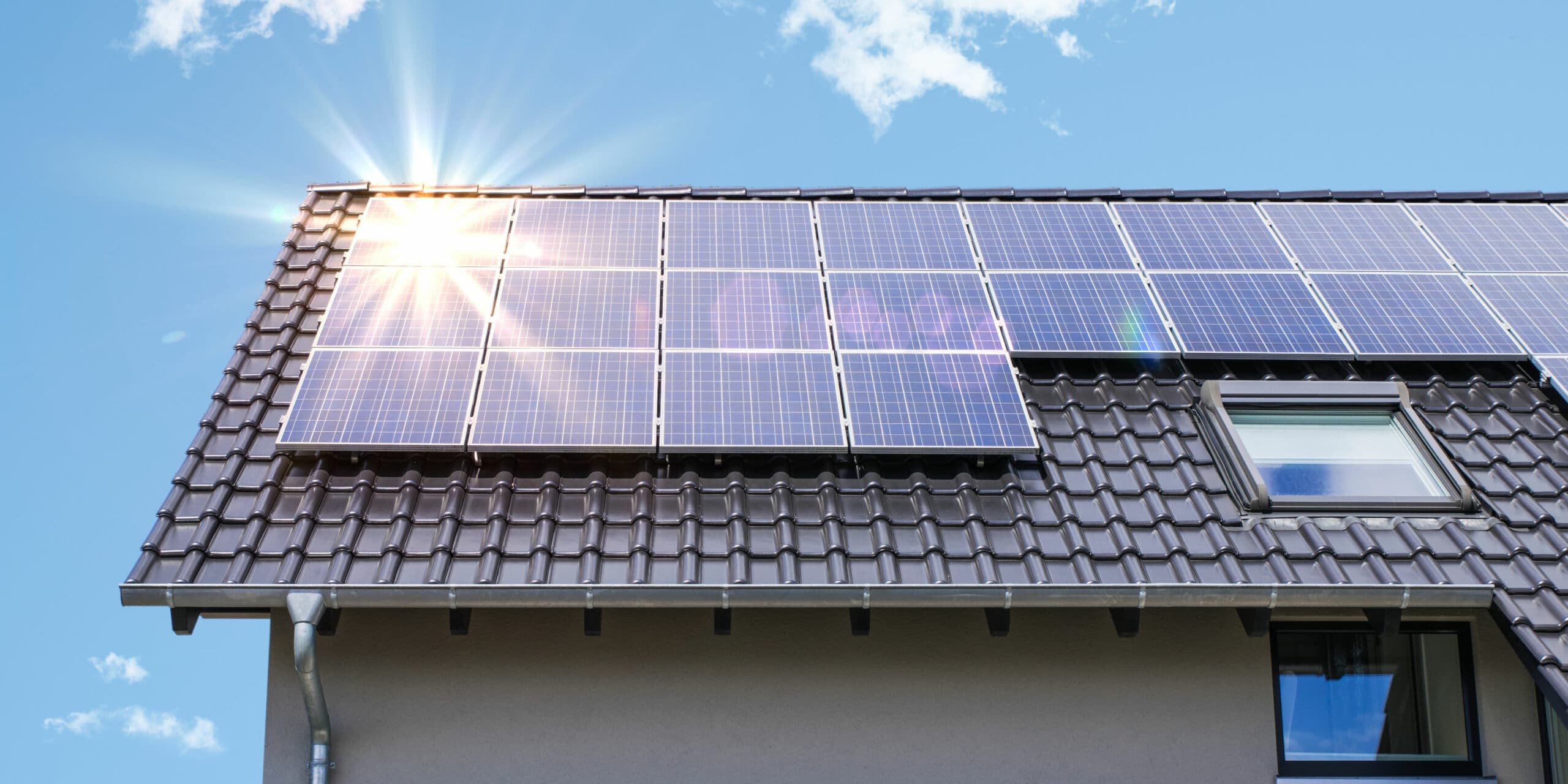 Zonnepanelen salderen [voor en na 2025] uptodate info & FAQ
